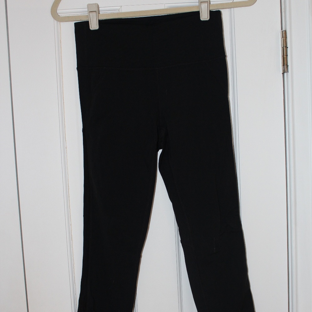 Athleta Chaturanga Ankle Length Yoga Pants